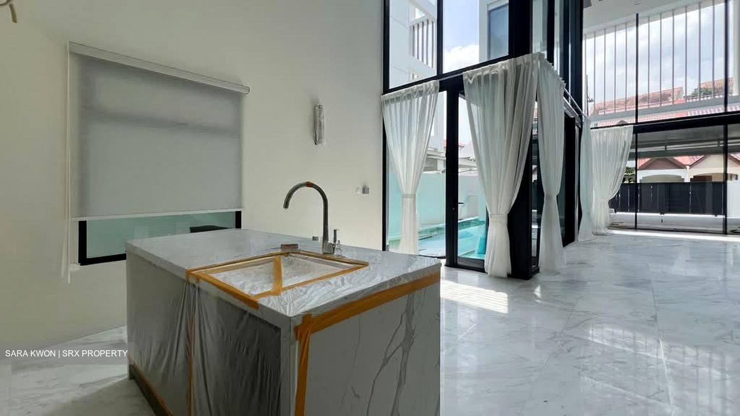 Bedok Avenue (D16), Semi-Detached #551828961